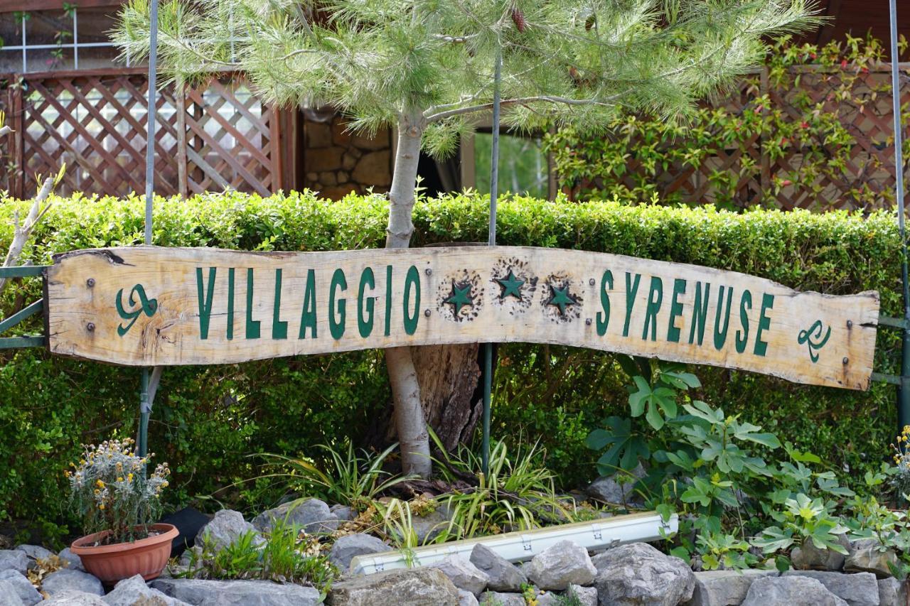 Villaggio Syrenuse Residence มัสซาลูเบรนเซ ภายนอก รูปภาพ